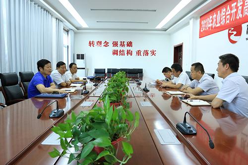 農(nóng)墾集團(tuán)總經(jīng)理督導(dǎo)農(nóng)場改革與項(xiàng)目建設(shè)工作